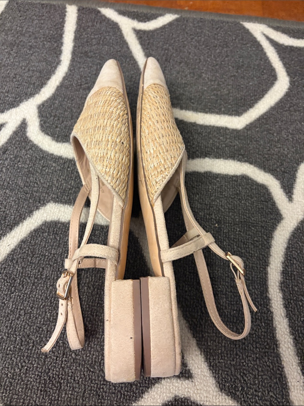 Beige Woven Pointed-Toe Slingback Flats Women - Picture 10 of 10